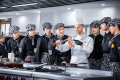 孩子成绩不理想不想上学？甘肃新东方烹饪学校