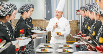 时尚西点西餐班