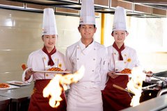 专业不喜欢、越学越迷茫？与其原地内耗，不如