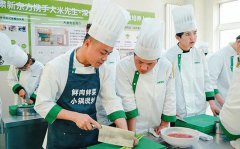 真材实料练真技！甘肃新东方高级技工学校大米