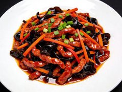 经典川菜鱼香肉丝怎么做？