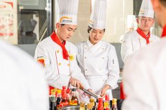 机器人量产元年，厨师会被替代么？学烹饪还有